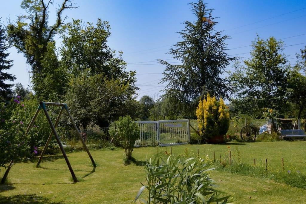 Apartamento Gite A La Ferme Chaleureux Civrac-de-Blaye Exterior foto