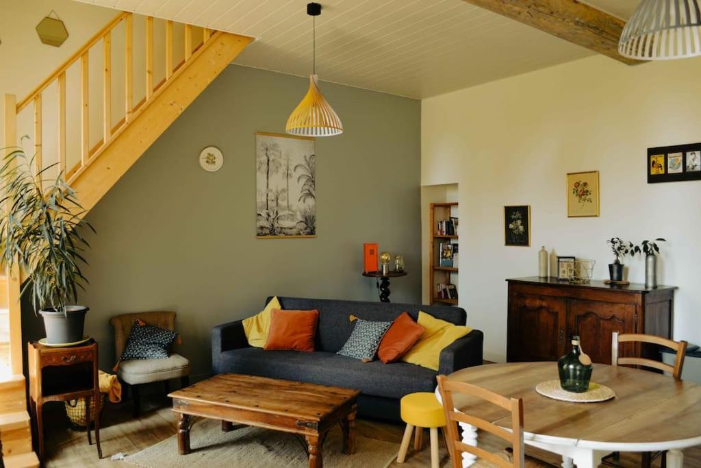 Apartamento Gite A La Ferme Chaleureux Civrac-de-Blaye Exterior foto