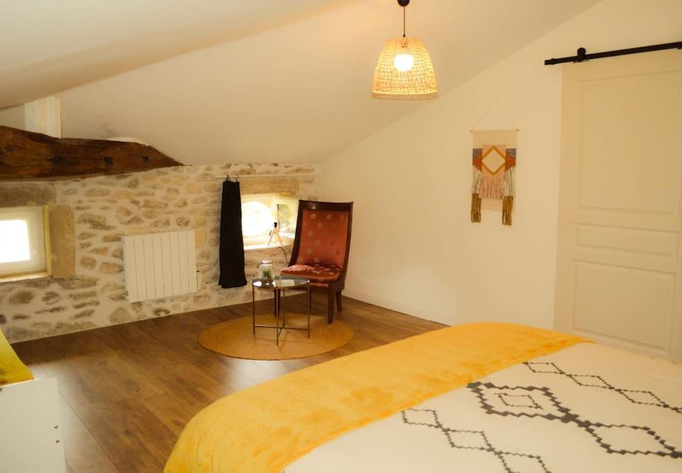 Apartamento Gite A La Ferme Chaleureux Civrac-de-Blaye Exterior foto